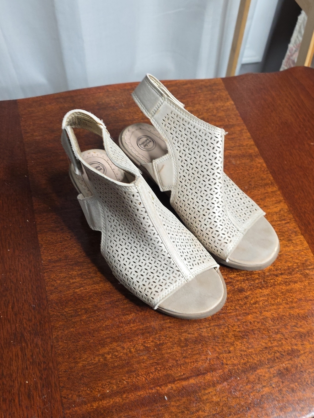 wonder nation Beige Perforated Slingback Sandals for Kids